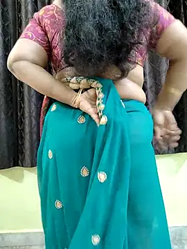 Snapshot of bhuvana555 chatting on 12.03.25 bhuvana555 online show from 12.03.25