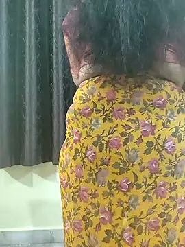 Snapshot of bhuvana555 chatting on 01.07.26 bhuvana555 online show from 01.07.26