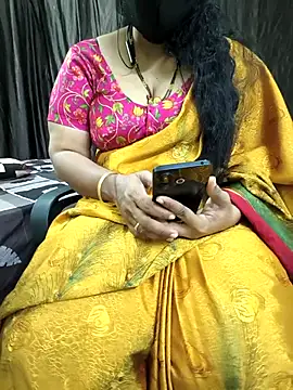 Snapshot of bhuvana555 chatting on 02.09.26 bhuvana555 online show from 02.09.26