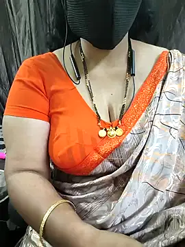 Snapshot of bhuvana555 chatting on 02.20.26 bhuvana555 online show from 02.20.26