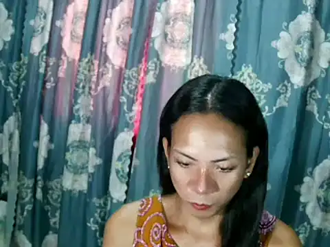 Snapshot of Jvuymae chatting on 10.03.25 Jvuymae online show from 10.03.25