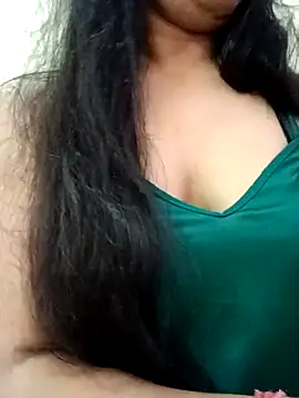 Snapshot of Rina777o chatting on 02.14.25 Rina777o online show from 02.14.25