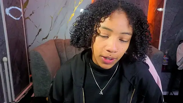 Violeth b online show from 11.13.25