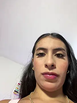 Snapshot of IssabellaLopez chatting on 05.26.26 IssabellaLopez online show from 05.26.26