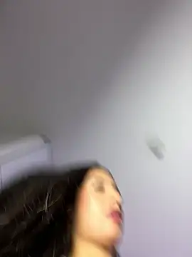 Snapshot of IssabellaLopez chatting on 05.27.26 IssabellaLopez online show from 05.27.26