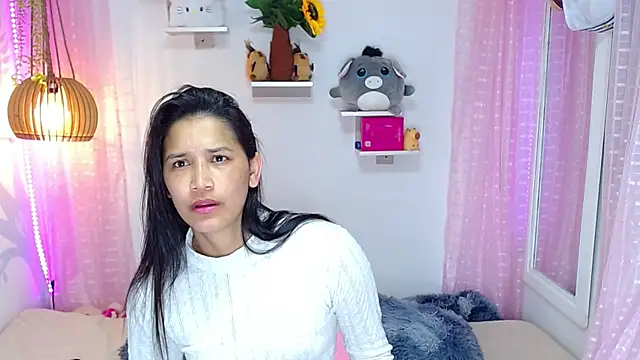 Alison Wiley online show from 12.21.25