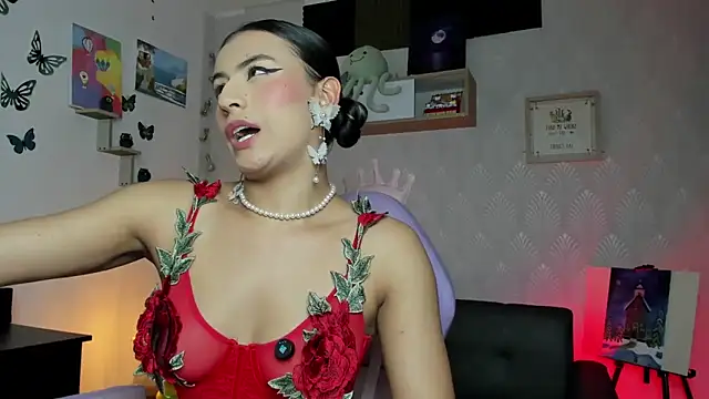 Alaia Love77 online show from 02.13.26