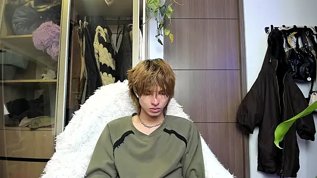 Snapshot of santy-kitty chatting on 03.12.25 santy-kitty online show from 03.12.25