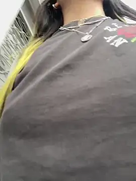 EemaHaruki online show from 02.17.25