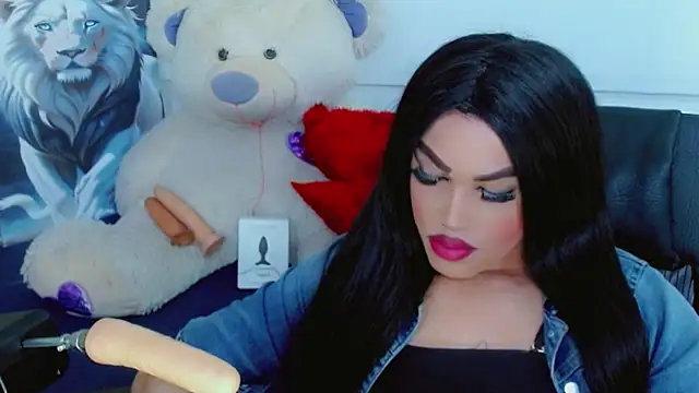 NathaliaCross online show from 10.29.25