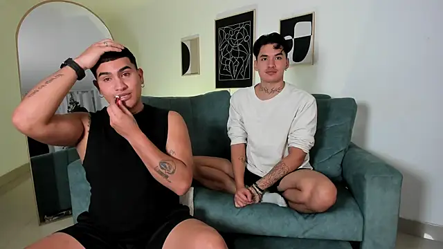 Snapshot of MatheoVelez chatting on 01.10.25 MatheoVelez online show from 01.10.25