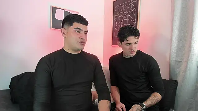 Snapshot of MatheoVelez chatting on 02.15.25 MatheoVelez online show from 02.15.25