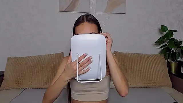 ChloeTeles  online show from 01.18.25