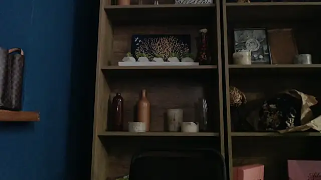 Snapshot of Your_Jessy chatting on 10.08.25 Your Jessy online show from 10.08.25