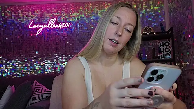 lucyallen4201 online show from 11.21.25