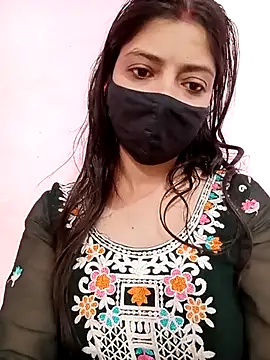 Mahi Baby25 online show from 11.13.25