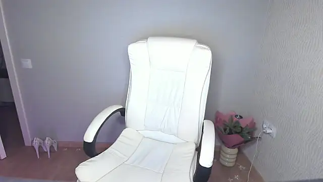 Snapshot of AddictedSabi chatting on 01.08.25 AddictedSabi online show from 01.08.25