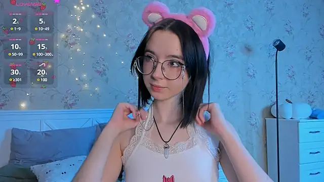 Snapshot of Nora_Failure chatting on 01.15.25 Nora Failure online show from 01.15.25