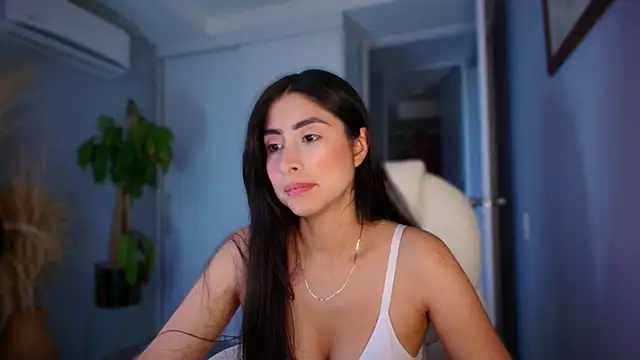 auroracaruso11 online show from 09.24.25