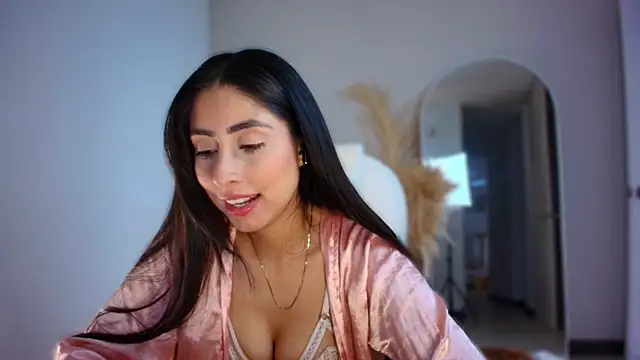 auroracaruso11 online show from 11.21.25