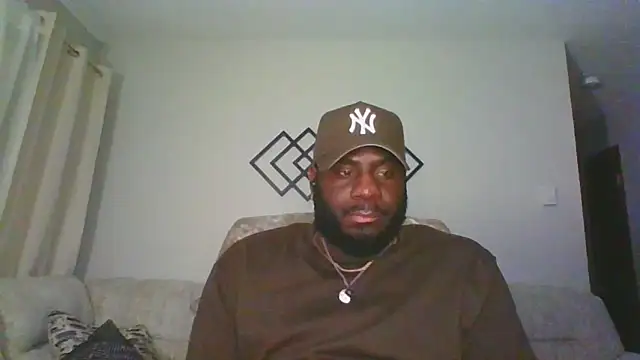 Snapshot of Stayinalive1992 chatting on 02.01.26 Stayinalive1992 online show from 02.01.26