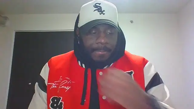 Snapshot of Stayinalive1992 chatting on 03.13.26 Stayinalive1992 online show from 03.13.26