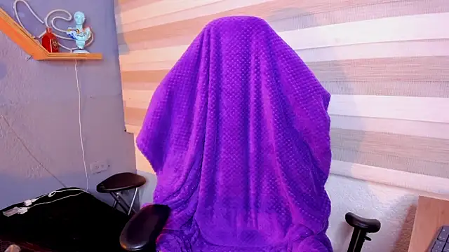 Snapshot of Liittleluaa_ chatting on 12.05.24 Liittleluaa online show from 12.05.24