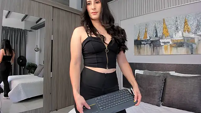 SaraGomez1 online show from 05.22.26