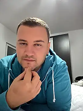 KarlosCarutox online show from 09.17.25