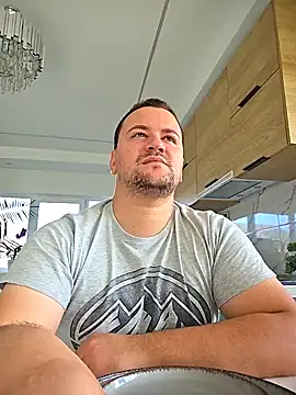 KarlosCarutox online show from 11.12.25