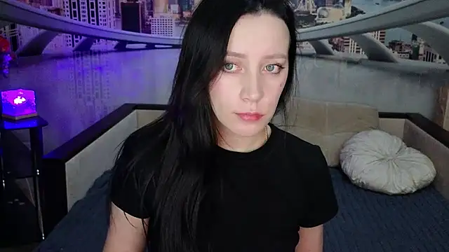 Snapshot of MonikaSweetXXX chatting on 02.10.25 MonikaSweetXXX online show from 02.10.25