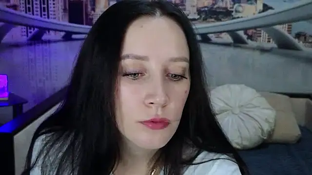 Snapshot of MonikaSweetXXX chatting on 03.04.25 MonikaSweetXXX online show from 03.04.25
