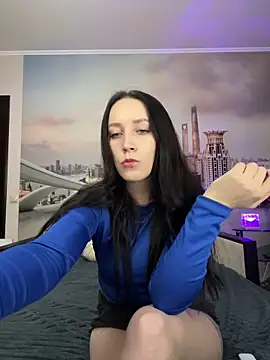 Snapshot of MonikaSweetXXX chatting on 03.05.25 MonikaSweetXXX online show from 03.05.25
