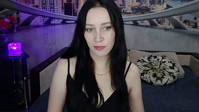 Snapshot of MonikaSweetXXX chatting on 03.07.25 MonikaSweetXXX online show from 03.07.25