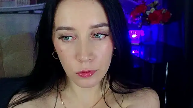Snapshot of MonikaSweetXXX chatting on 09.16.25 MonikaSweetXXX online show from 09.16.25