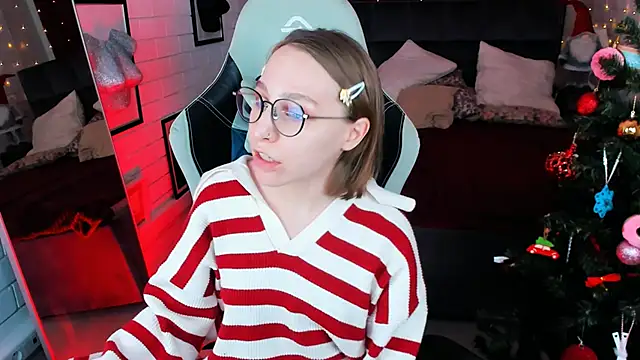 AphexQueen online show from 12.17.24