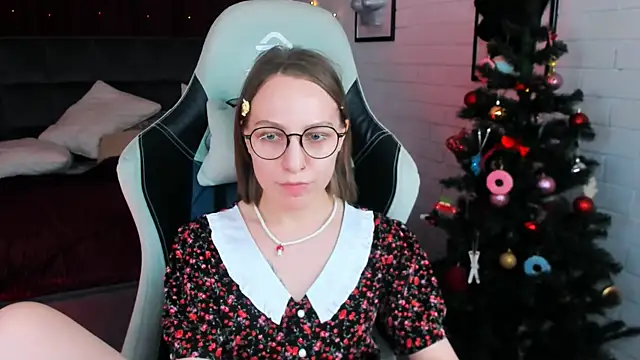 AphexQueen online show from 12.20.24