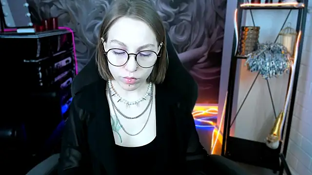 AphexQueen online show from 01.24.25