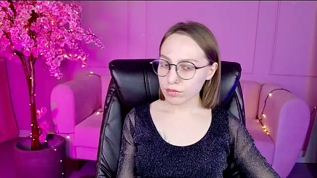 AphexQueen online show from 01.28.25