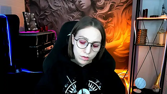 AphexQueen online show from 02.03.25