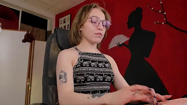 AphexQueen online show from 02.18.25