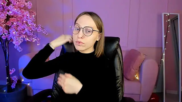 AphexQueen online show from 02.21.25