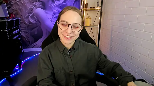 AphexQueen online show from 02.27.25