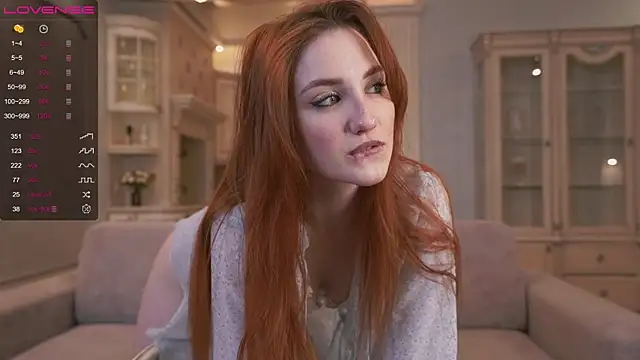 EsmaCrumbley online show from 02.12.25