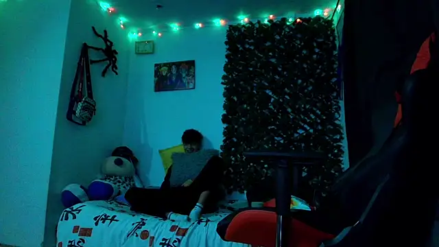 Snapshot of twink_sebas_ chatting on 01.25.25 twink sebas online show from 01.25.25