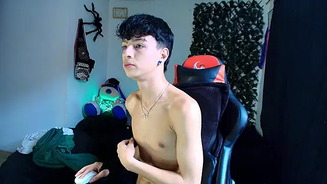 Snapshot of twink_sebas_ chatting on 02.09.25 twink sebas online show from 02.09.25
