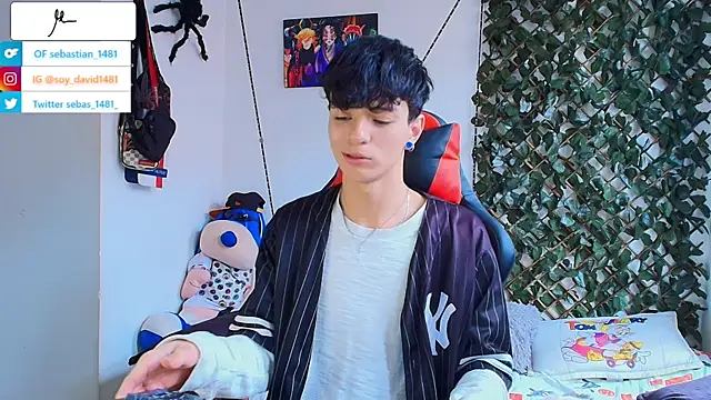 Snapshot of twink_sebas_ chatting on 03.08.25 twink sebas online show from 03.08.25