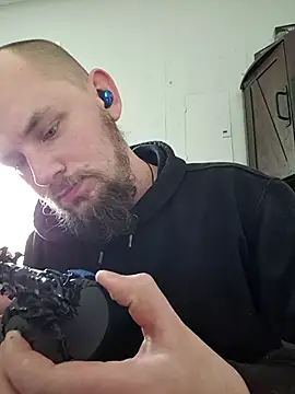 Snapshot of chaseg98 chatting on 03.14.26 chaseg98 online show from 03.14.26