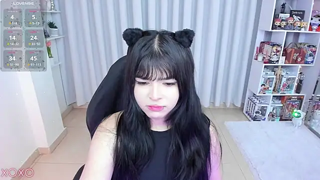 Snapshot of misshoneyxxx chatting on 05.06.26 misshoneyxxx online show from 05.06.26