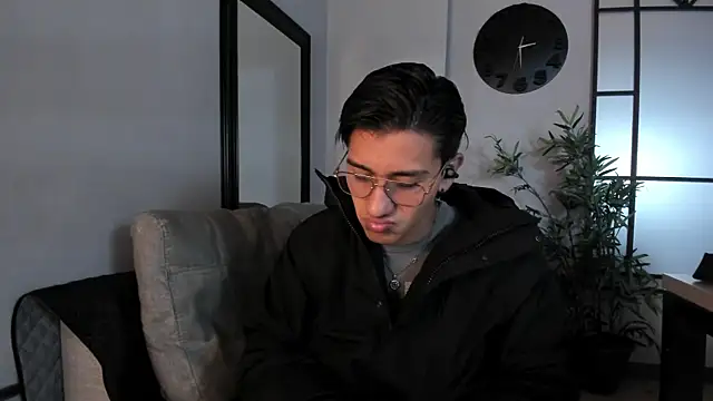 Andy Joy  online show from 10.17.25